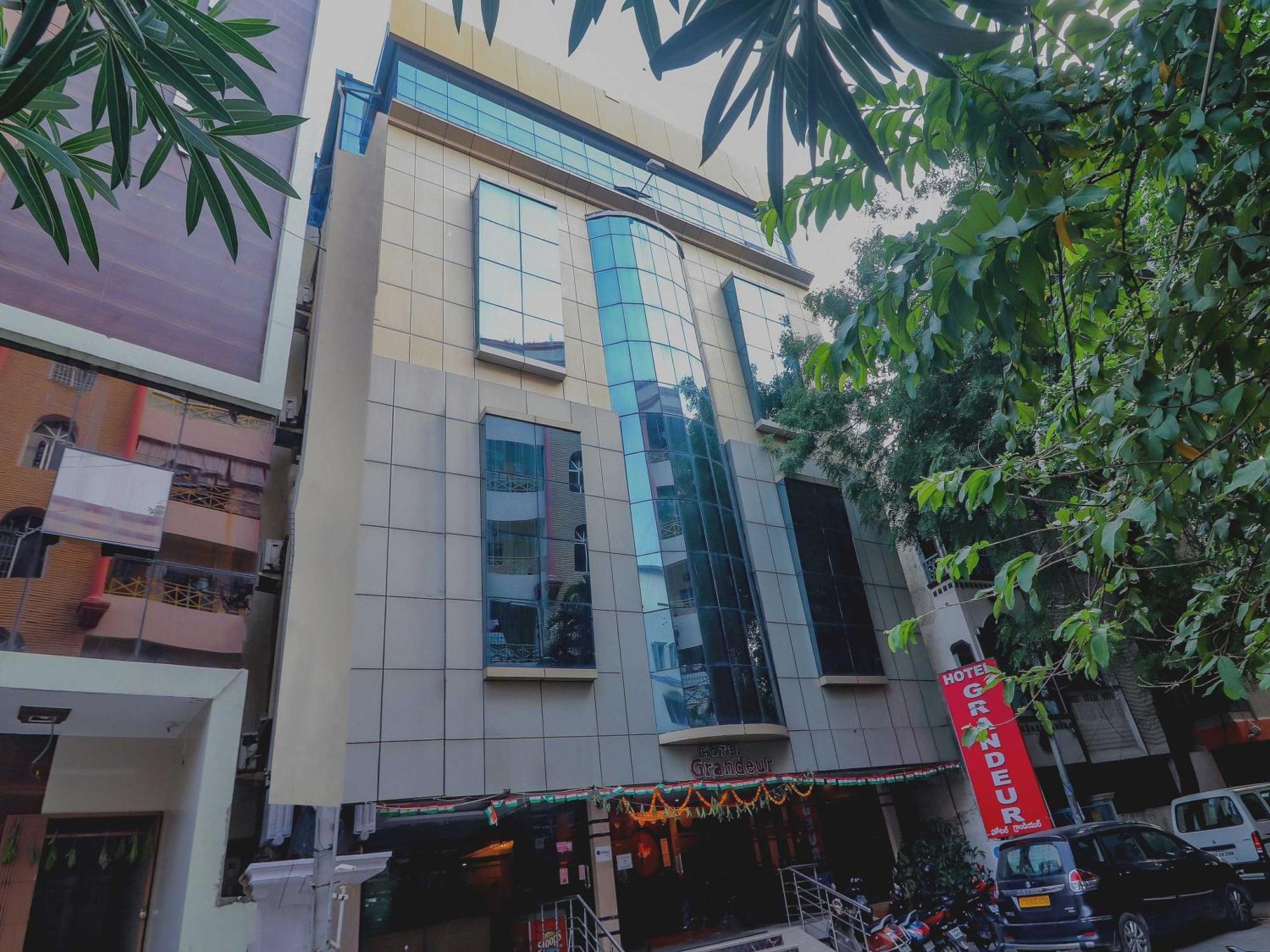 Hotel O Grandeur By Orbit Hotels Near Chennai Shopping Mall Hyderabad Exteriör bild