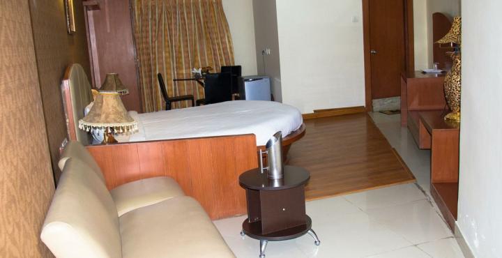 Hotel O Grandeur By Orbit Hotels Near Chennai Shopping Mall Hyderabad Exteriör bild
