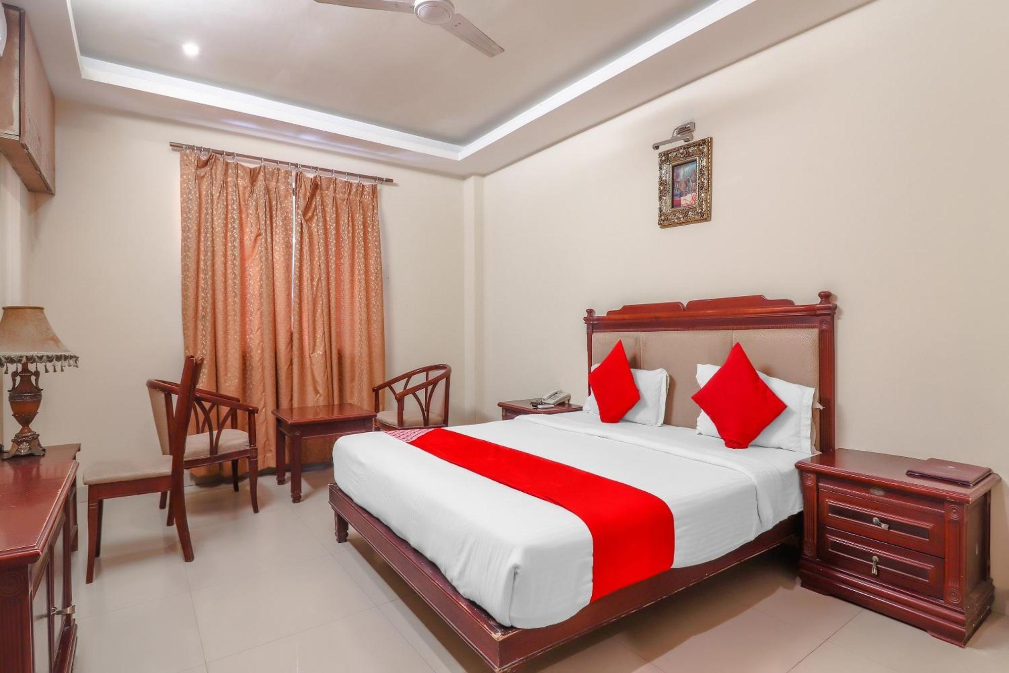 Hotel O Grandeur By Orbit Hotels Near Chennai Shopping Mall Hyderabad Exteriör bild