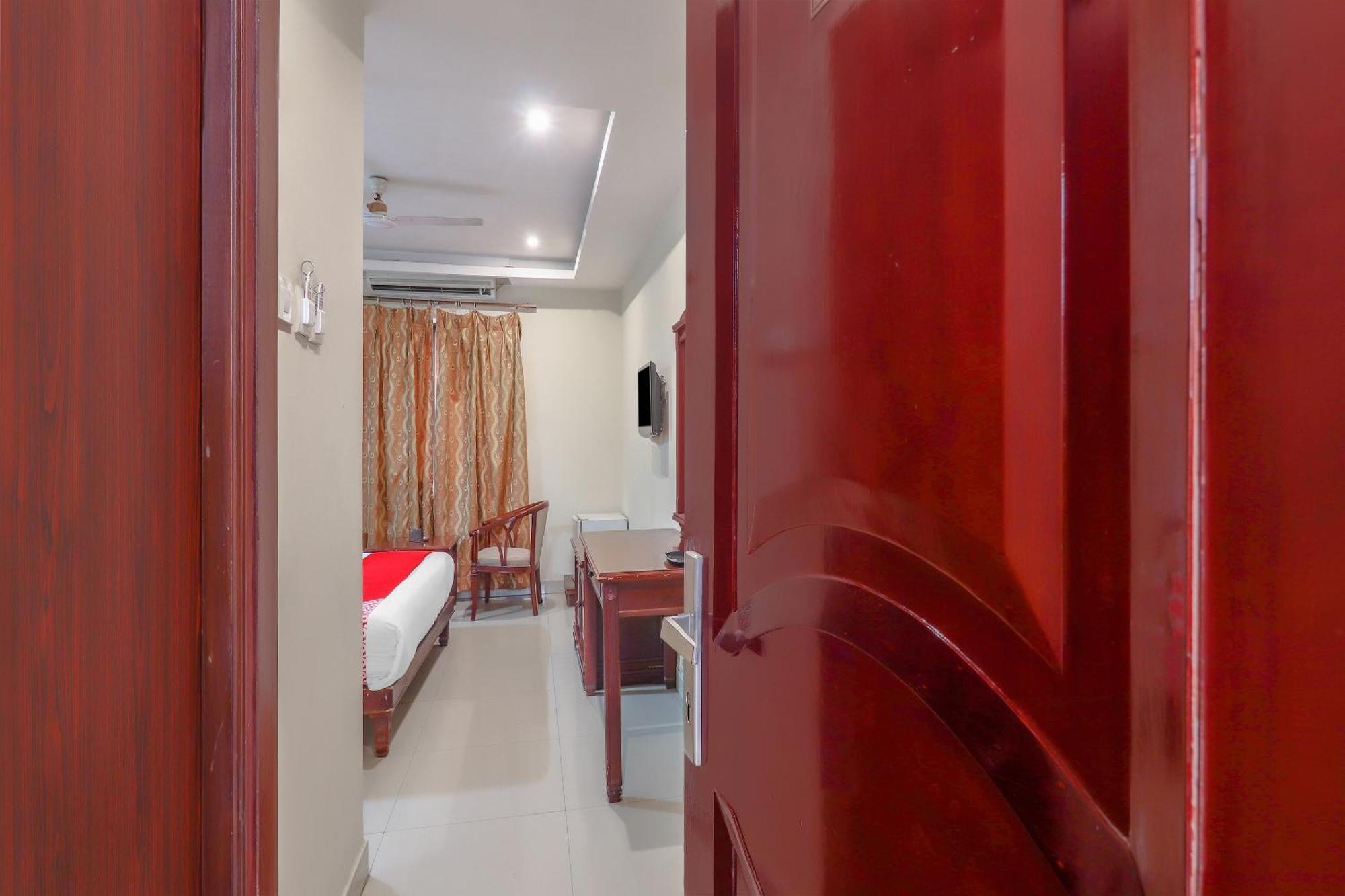 Hotel O Grandeur By Orbit Hotels Near Chennai Shopping Mall Hyderabad Exteriör bild