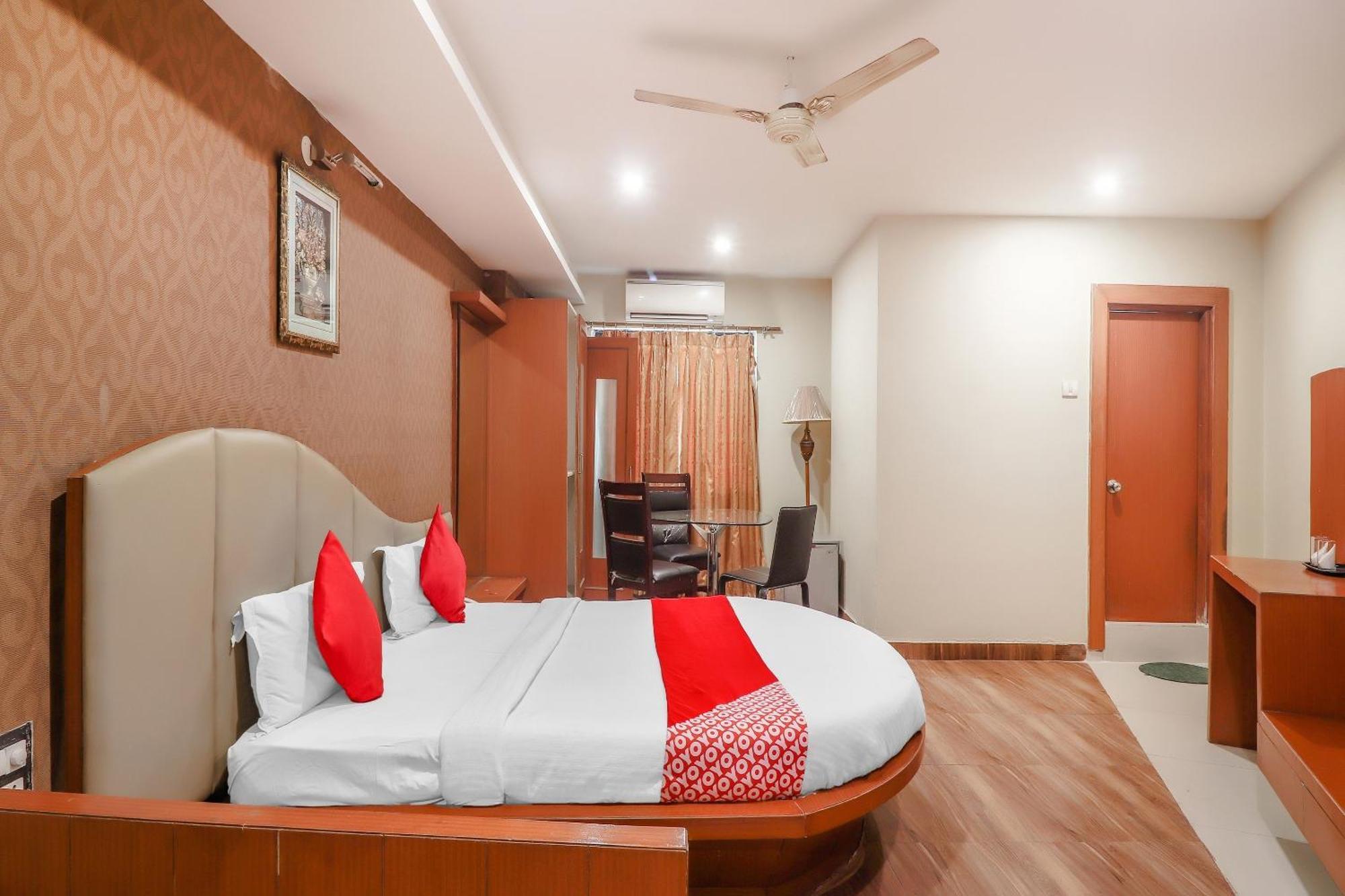 Hotel O Grandeur By Orbit Hotels Near Chennai Shopping Mall Hyderabad Exteriör bild