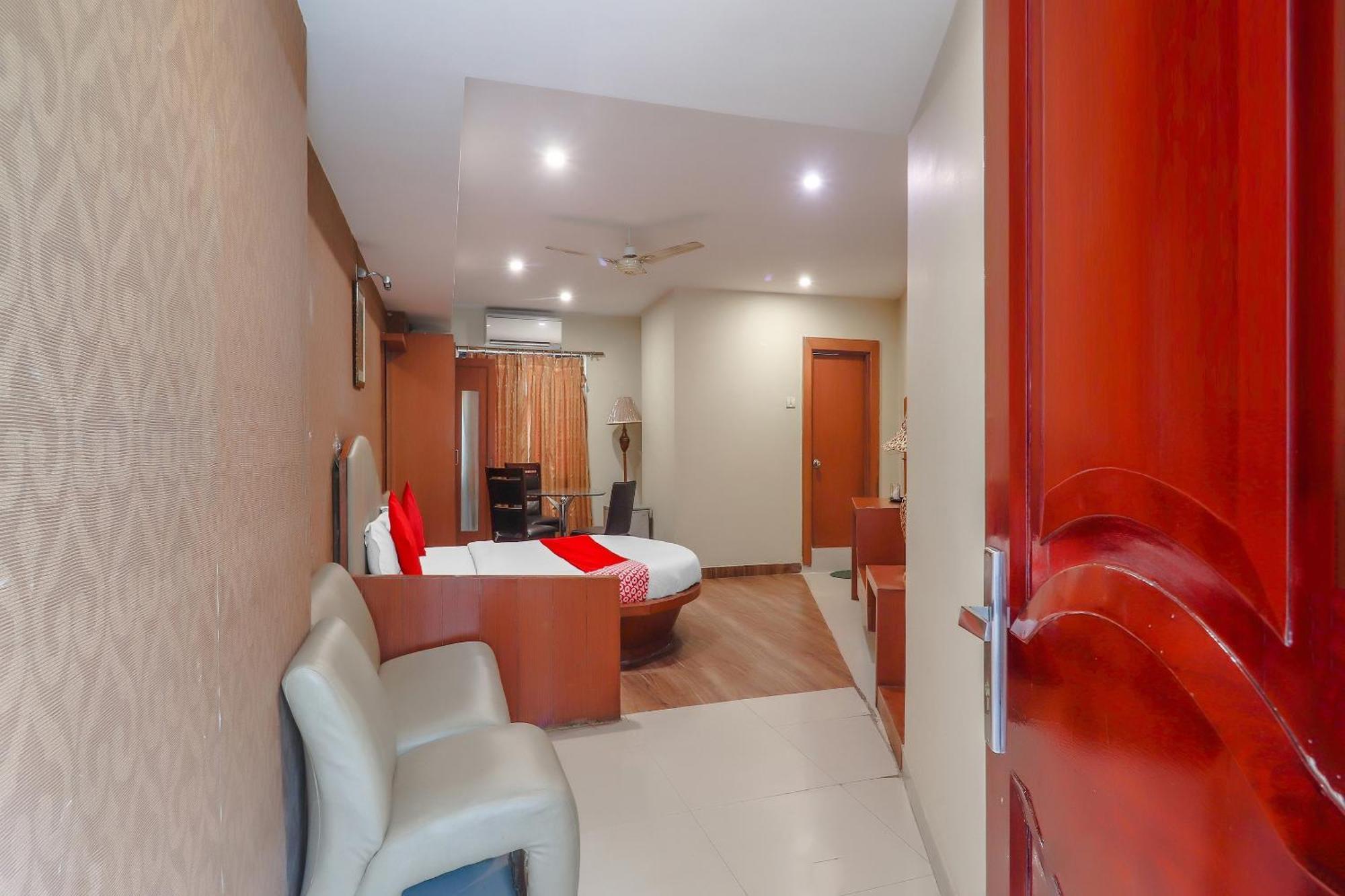 Hotel O Grandeur By Orbit Hotels Near Chennai Shopping Mall Hyderabad Exteriör bild
